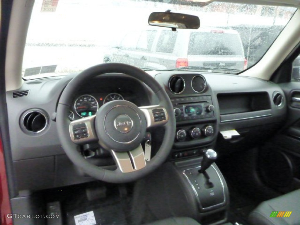 2013 Jeep Patriot Limited 4x4 Dashboard Photos