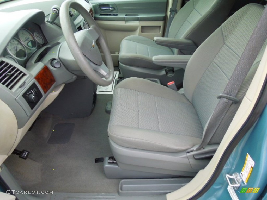 2009 Chrysler Town & Country LX Front Seat Photo #77026779