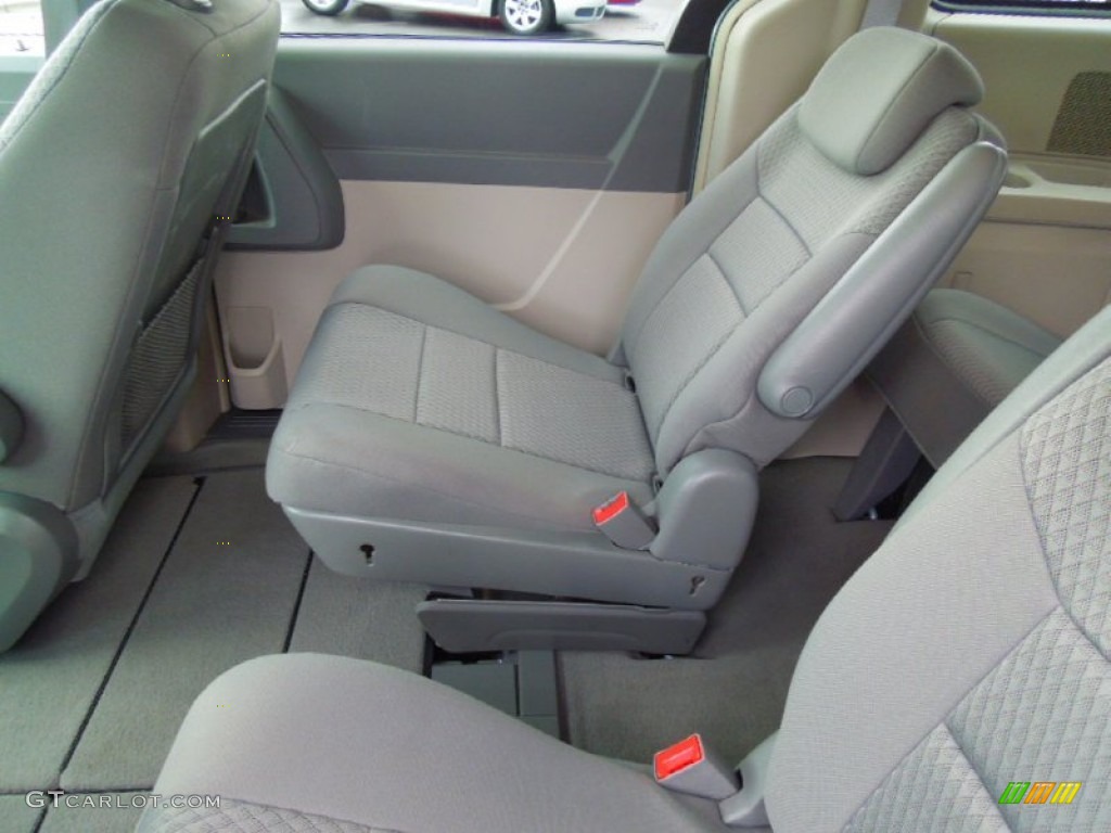 2009 Chrysler Town & Country LX Rear Seat Photo #77026968
