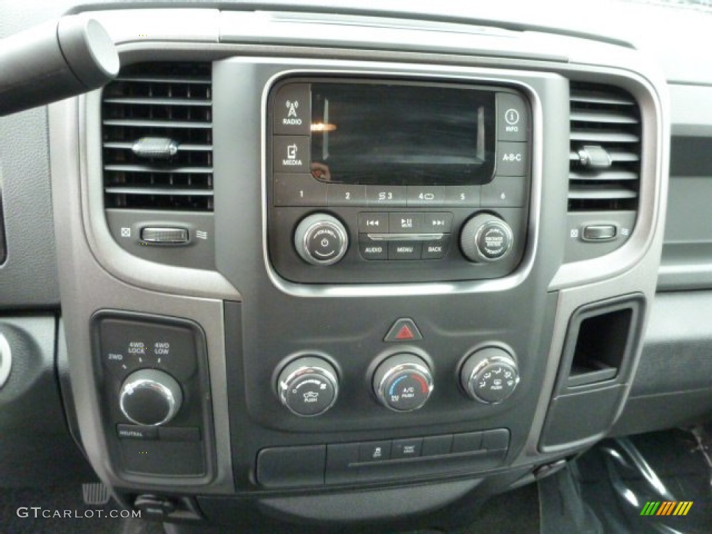2013 Ram 1500 Express Crew Cab 4x4 Controls Photo #77028191
