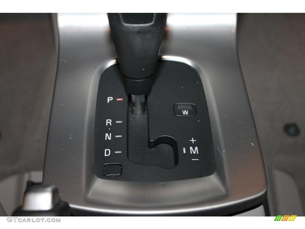 2005 Volvo V50 T5 AWD Transmission Photos