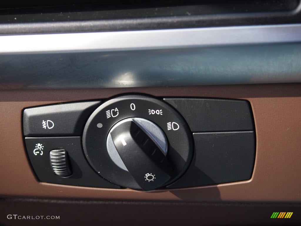 2010 BMW X5 xDrive48i Controls Photo #77030556