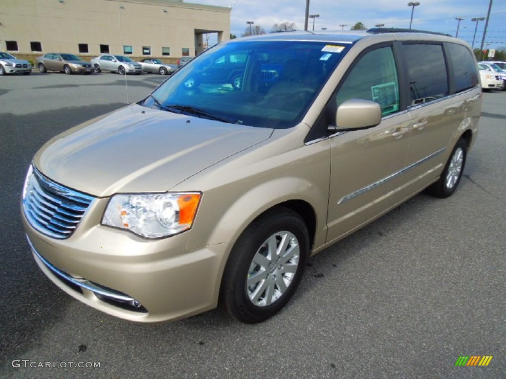 Cashmere Pearl 2013 Chrysler Town & Country Touring Exterior Photo #77030835