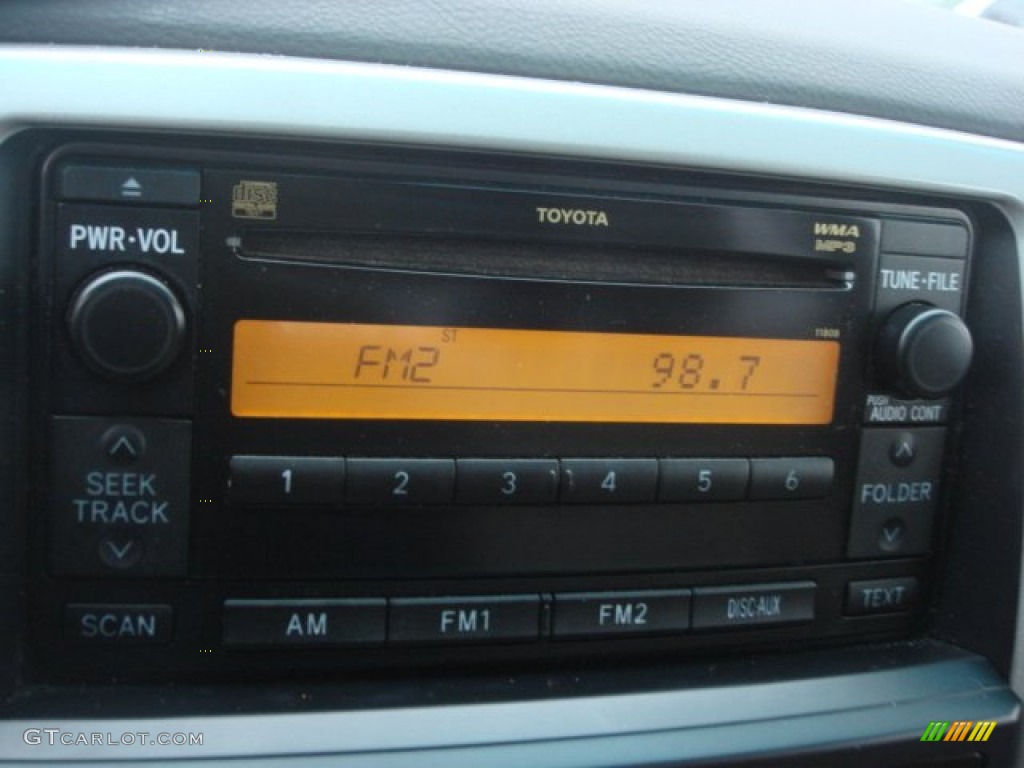 2006 Toyota 4Runner SR5 4x4 Audio System Photos