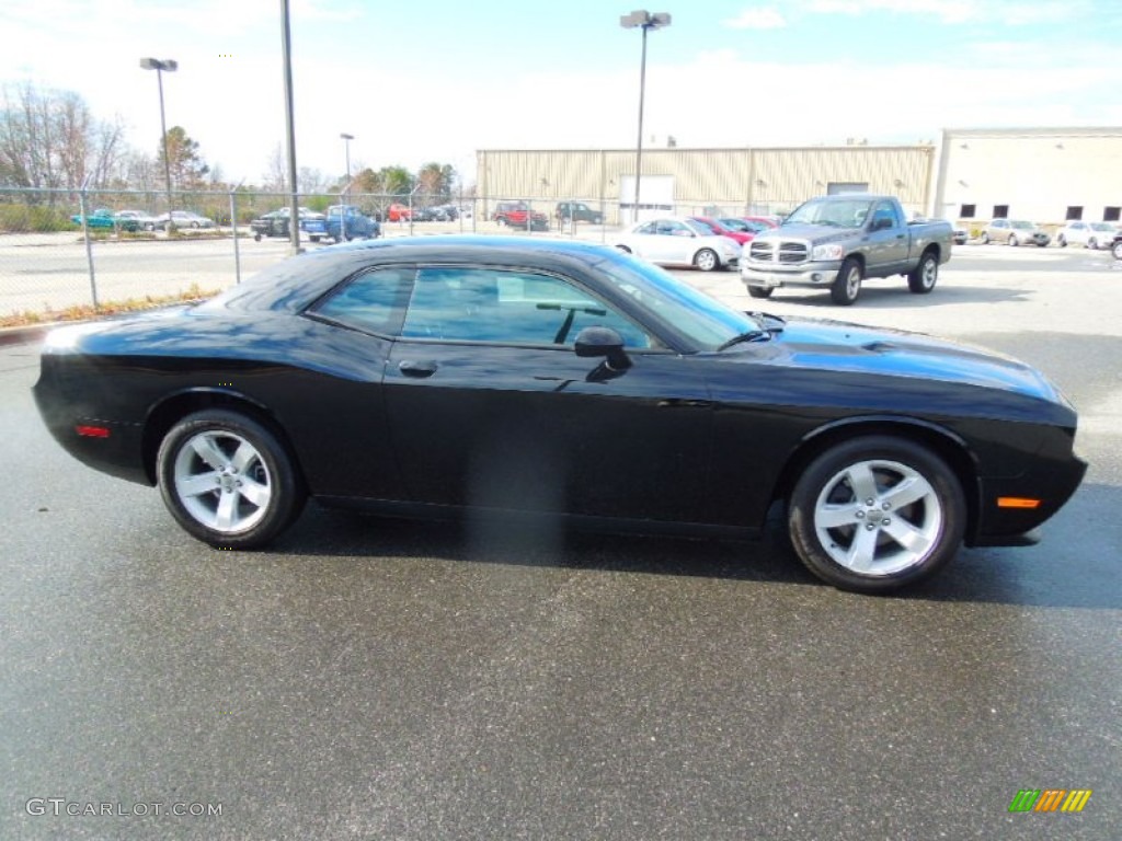 2013 Challenger SXT Plus - Pitch Black / Dark Slate Gray photo #6