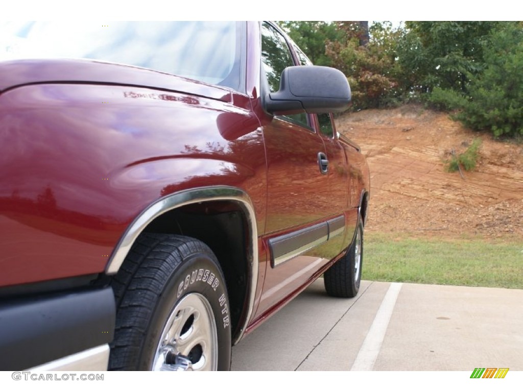 2005 Silverado 1500 LS Extended Cab - Sport Red Metallic / Medium Gray photo #9