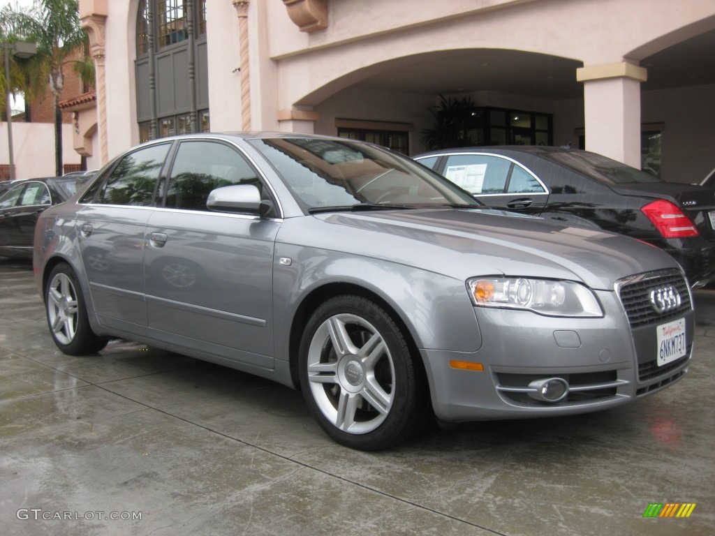 2005 A4 2.0T Sedan - Quartz Gray Metallic / Ebony photo #25