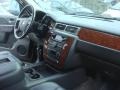 Black - Suburban LT 4x4 Photo No. 16