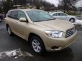 Sandy Beach Metallic - Highlander V6 4WD Photo No. 1