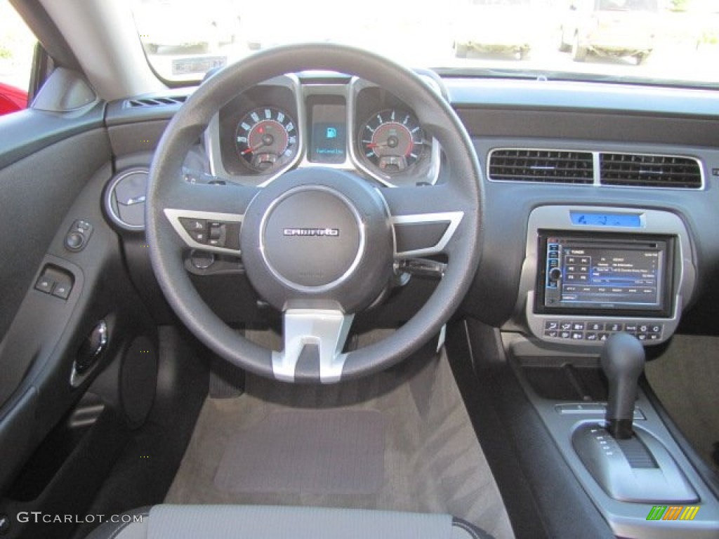 2011 Chevrolet Camaro LT/RS Coupe Gray Dashboard Photo #77034954