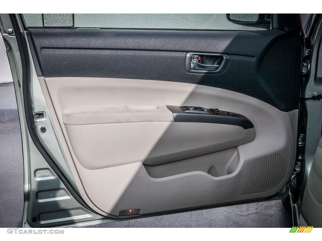 2008 Toyota Prius Hybrid Gray Door Panel Photo #77035085