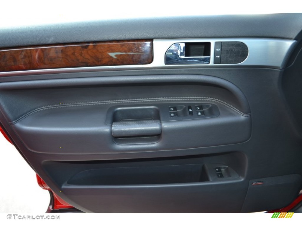 2008 Volkswagen Touareg 2 V8 Door Panel Photos