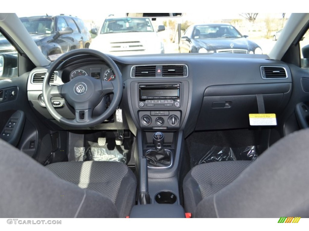 2013 Volkswagen Jetta S Sedan Titan Black Dashboard Photo #77035513