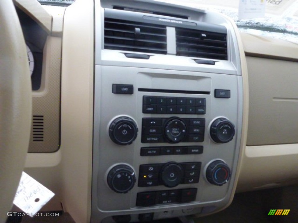 2011 Ford Escape XLT V6 4WD Controls Photo #77036229