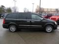 2013 Brilliant Black Crystal Pearl Chrysler Town & Country Touring - L  photo #5