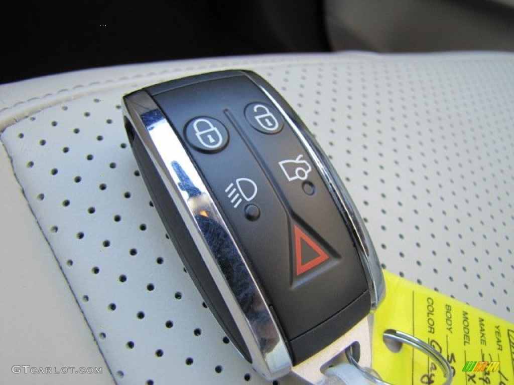 2010 Jaguar XF Premium Sport Sedan Keys Photo #77039556