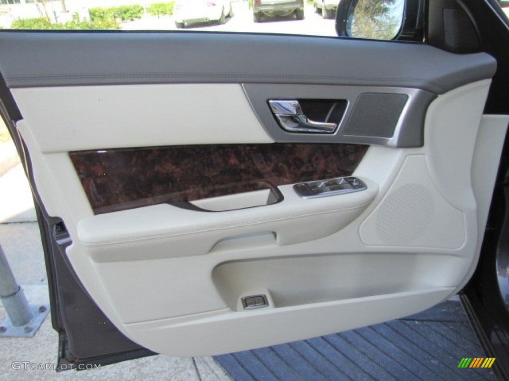 2010 Jaguar XF Premium Sport Sedan Ivory Door Panel Photo #77039853
