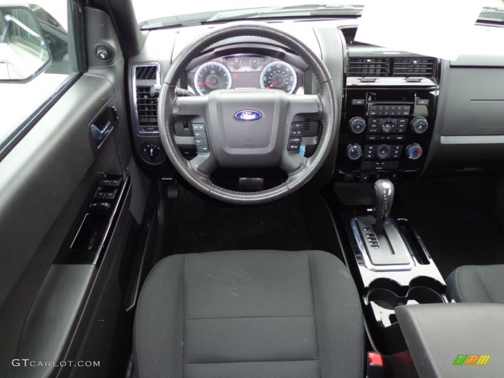 2010 Ford Escape XLT V6 Sport Package Charcoal Black Dashboard Photo #77040116