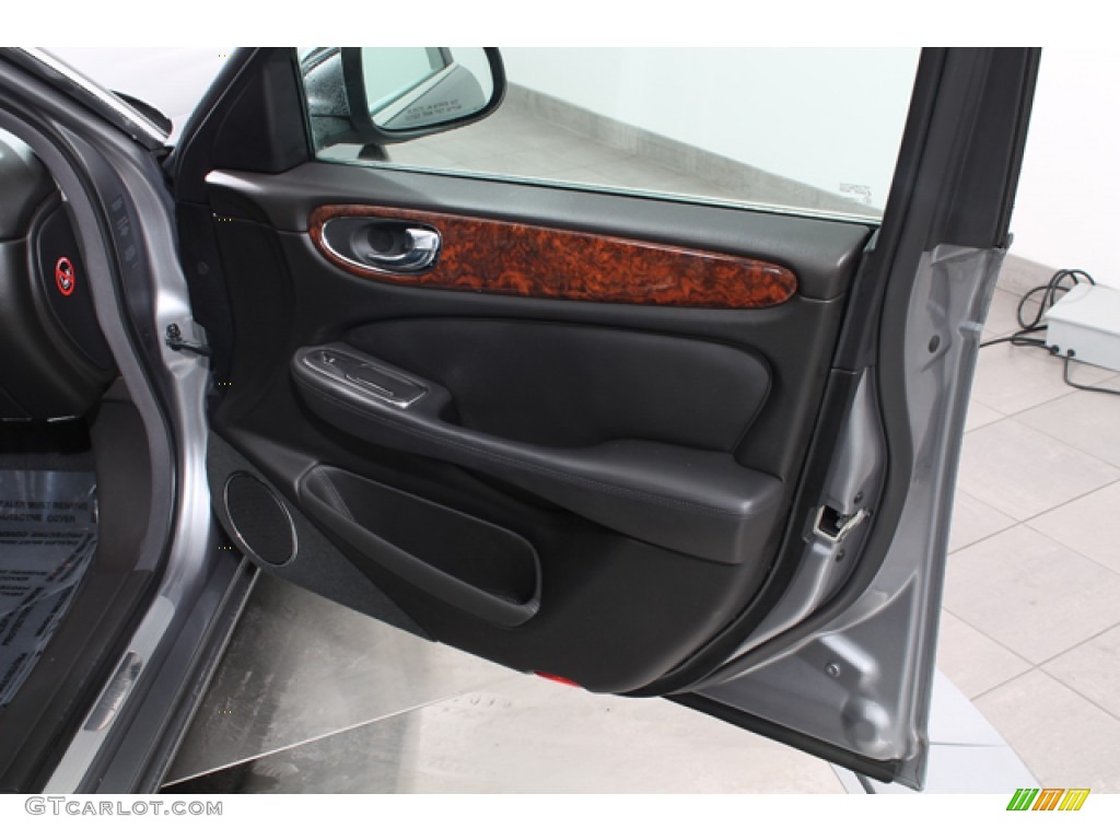 2008 Jaguar XJ XJ8 L Charcoal Door Panel Photo #77042046
