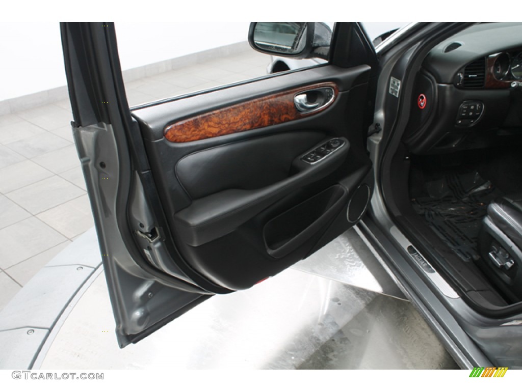 2008 Jaguar XJ XJ8 L Charcoal Door Panel Photo #77042055
