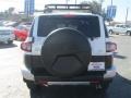 Iceberg White - FJ Cruiser 4WD Photo No. 5