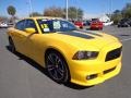 Stinger Yellow - Charger SRT8 Super Bee Photo No. 10