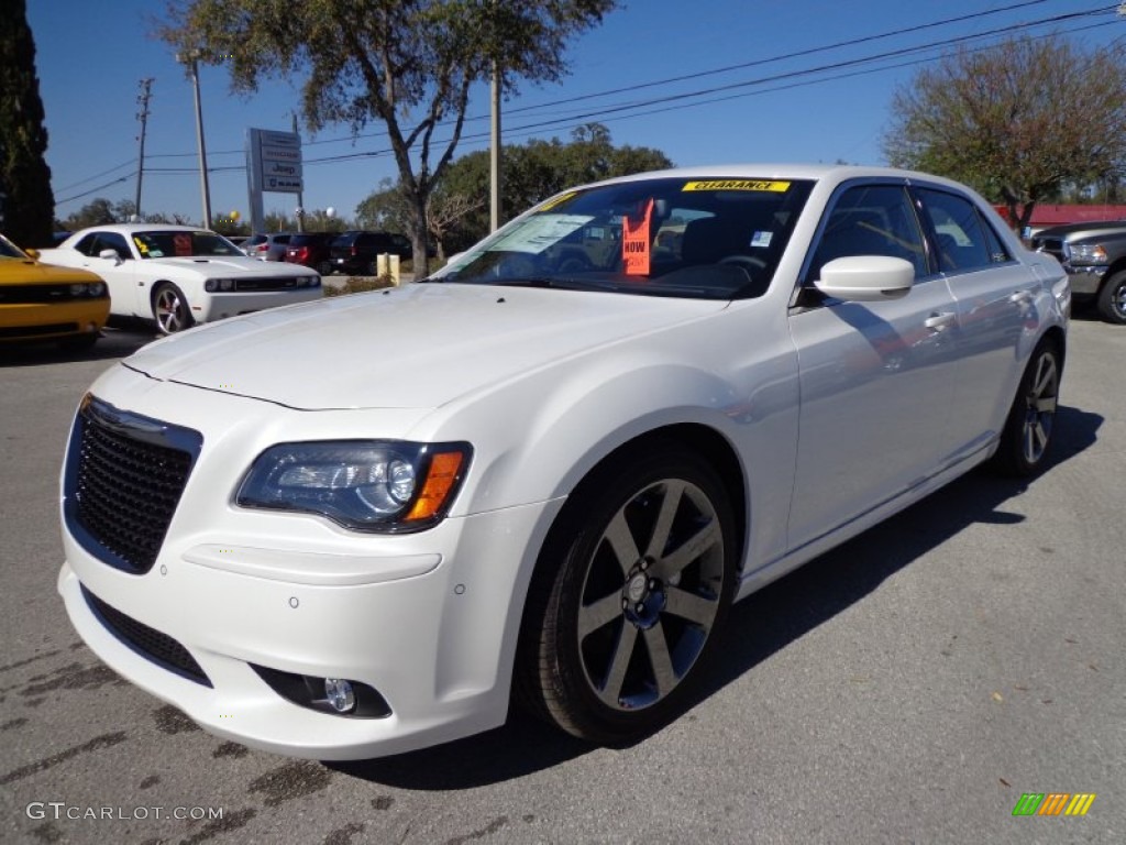 2012 300 SRT8 - Ivory Tri-Coat Pearl / Black photo #1