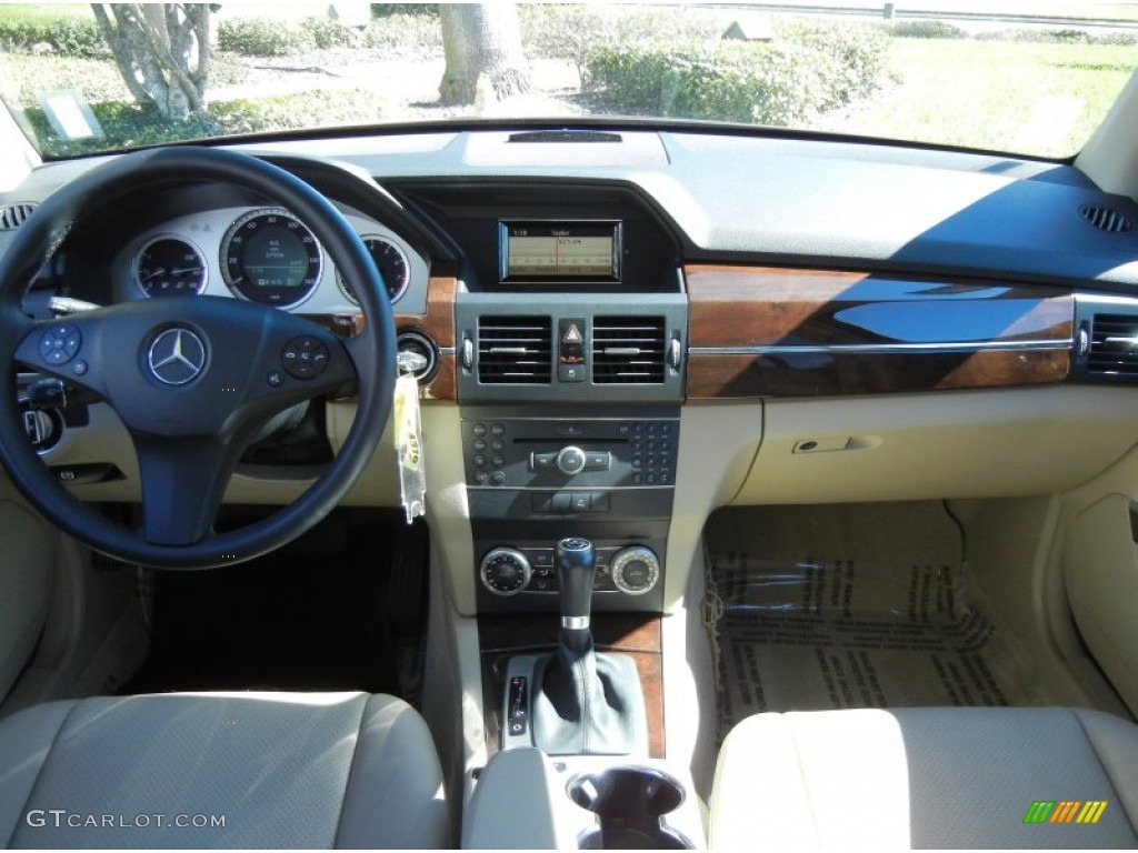 2011 GLK 350 - Barolo Red Metallic / Almond/Black photo #19