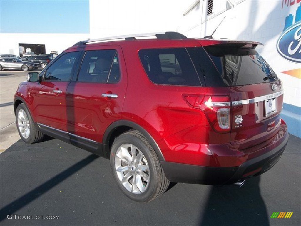 2013 Explorer XLT - Ruby Red Metallic / Medium Light Stone photo #4