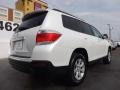 Blizzard White Pearl - Highlander V6 Photo No. 9