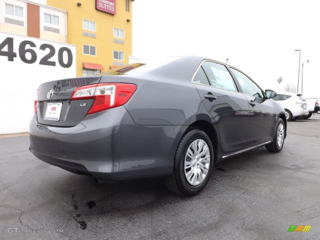 2013 Camry LE - Magnetic Gray Metallic / Ash photo #9