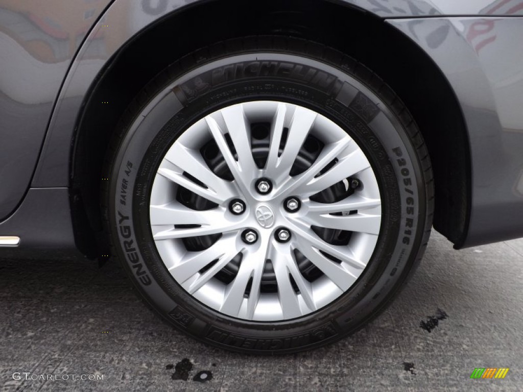 2013 Camry LE - Magnetic Gray Metallic / Ash photo #19