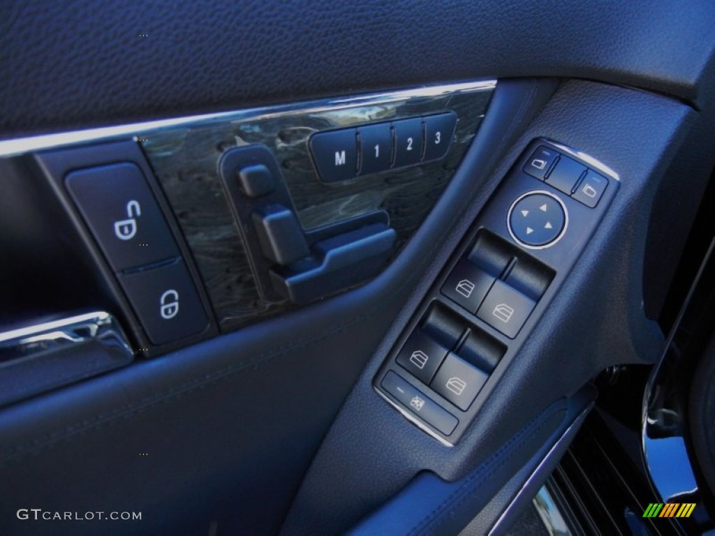 2010 Mercedes-Benz C 63 AMG Controls Photo #77050143