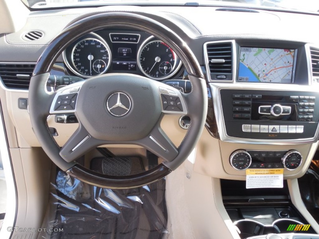 2013 Mercedes-Benz GL 350 BlueTEC 4Matic Dashboard Photos