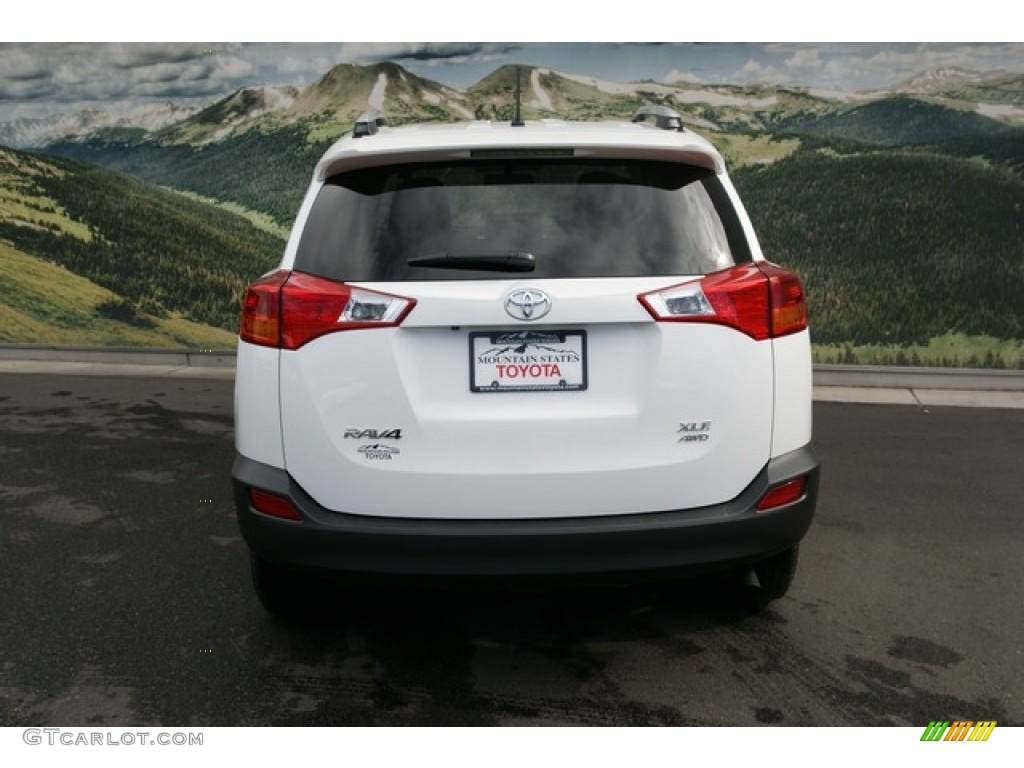 2013 RAV4 XLE AWD - Super White / Beige photo #4