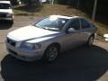 Silver Metallic - S60 2.5T Photo No. 2