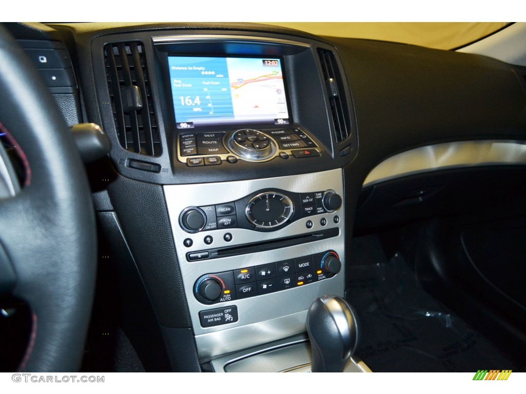 2011 Infiniti G 37 IPL Coupe Controls Photo #77053614