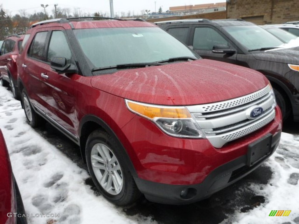 2013 Explorer XLT 4WD - Ruby Red Metallic / Charcoal Black photo #1