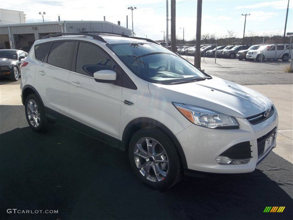 2013 Escape SE 1.6L EcoBoost - White Platinum Metallic Tri-Coat / Medium Light Stone photo #9