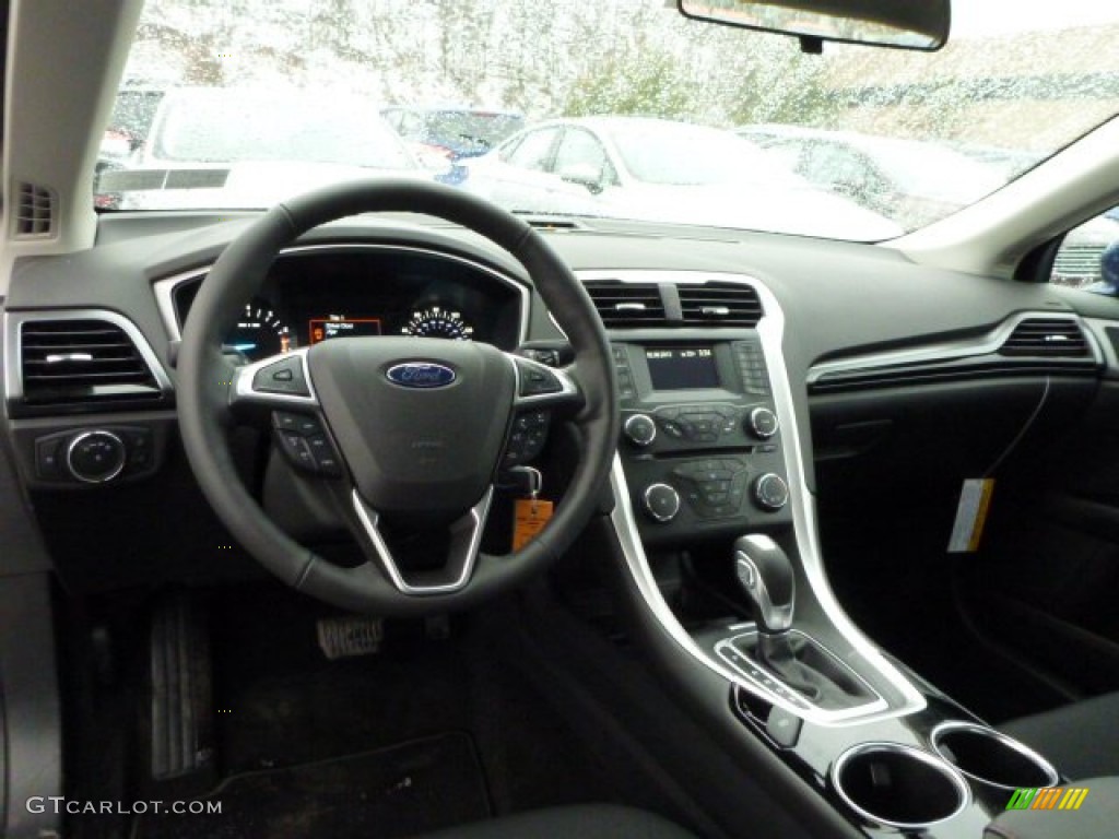 2013 Ford Fusion SE 1.6 EcoBoost Charcoal Black Dashboard Photo #77056714