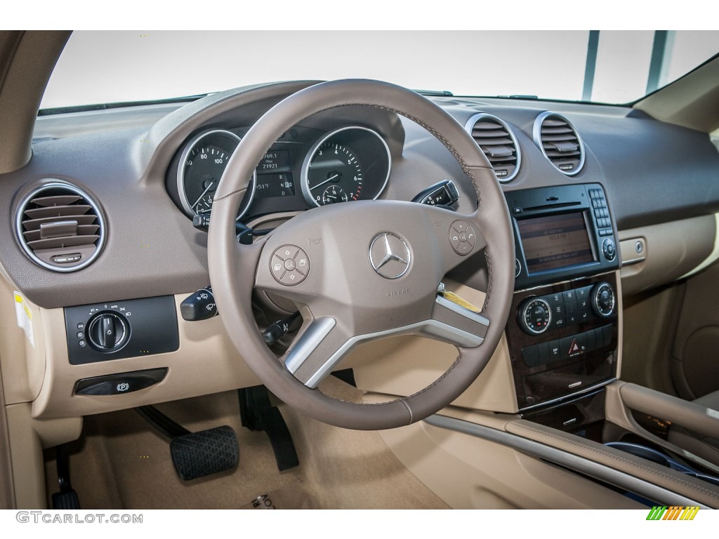 2010 Mercedes-Benz ML 350 Cashmere Dashboard Photo #77058373