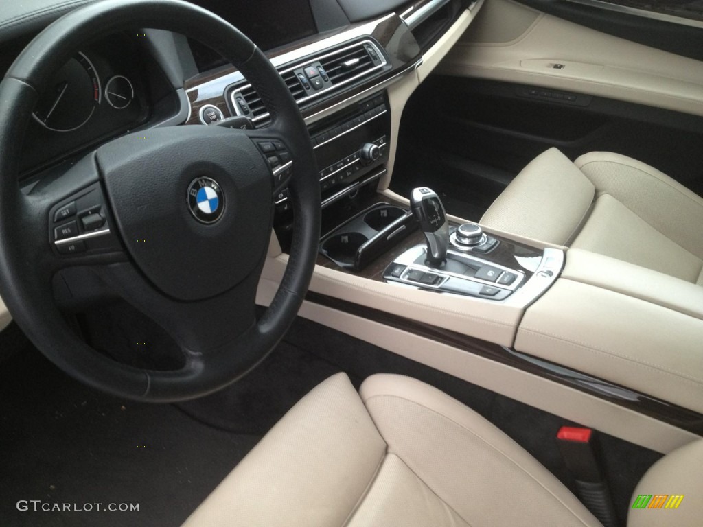 Oyster/Black Interior 2011 BMW 7 Series 750Li Sedan Photo #77059153