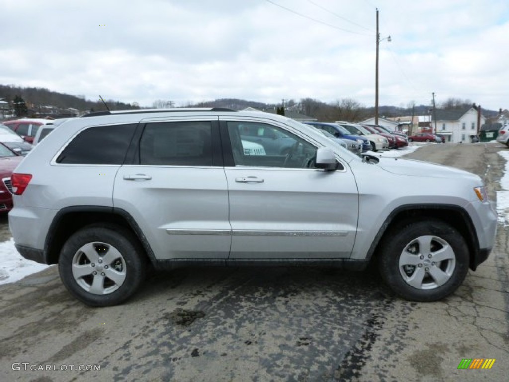2013 Grand Cherokee Laredo 4x4 - Bright Silver Metallic / Black photo #6