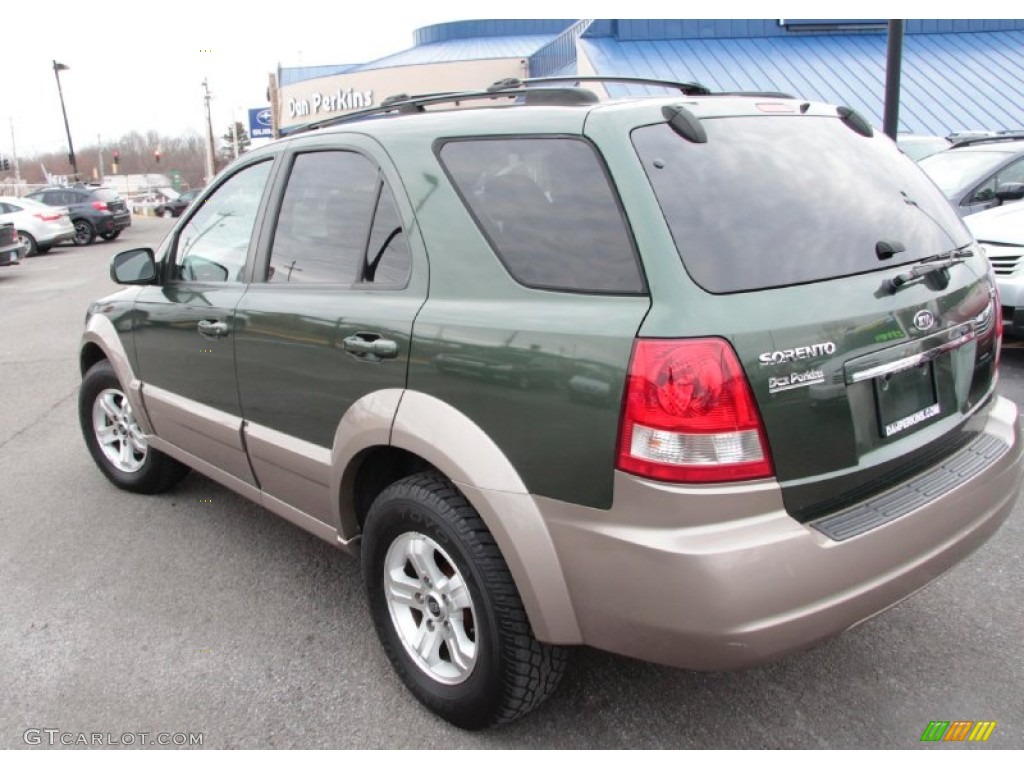 2005 Sorento EX 4WD - Ivy Green Metallic / Beige photo #10