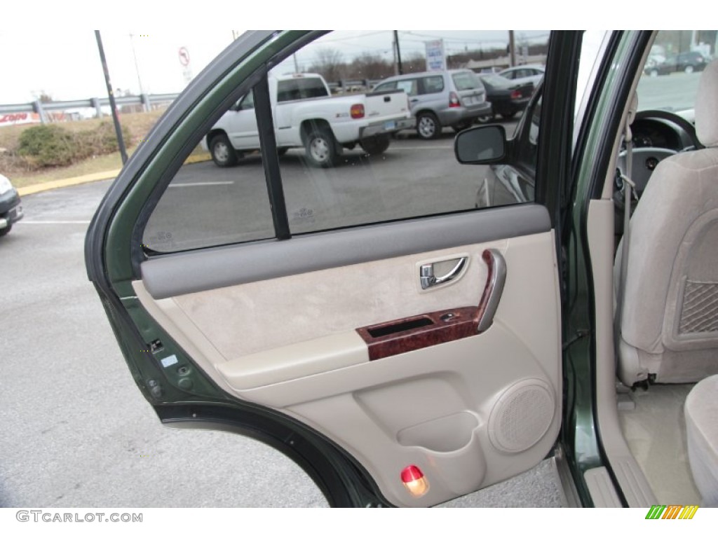 2005 Sorento EX 4WD - Ivy Green Metallic / Beige photo #24