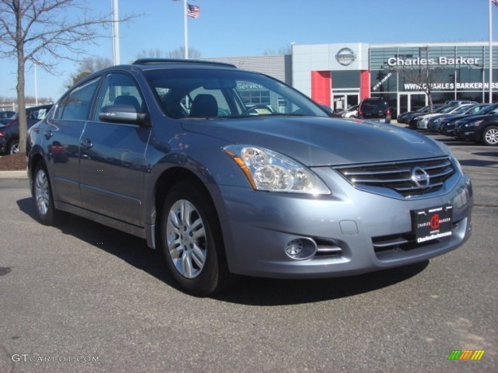 Ocean Gray Nissan Altima