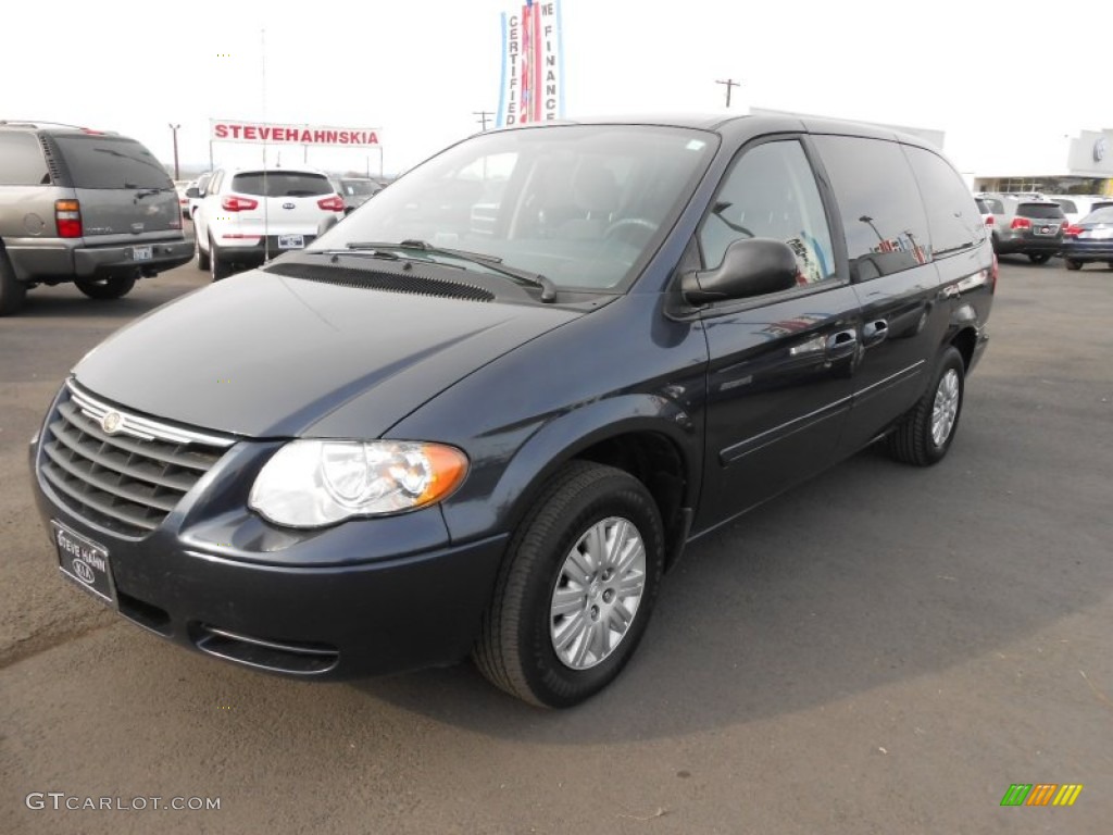2007 Town & Country LX - Modern Blue Pearl / Medium Slate Gray photo #1