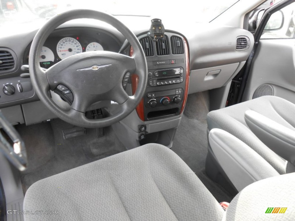Medium Slate Gray Interior 2007 Chrysler Town & Country LX Photo #77071557