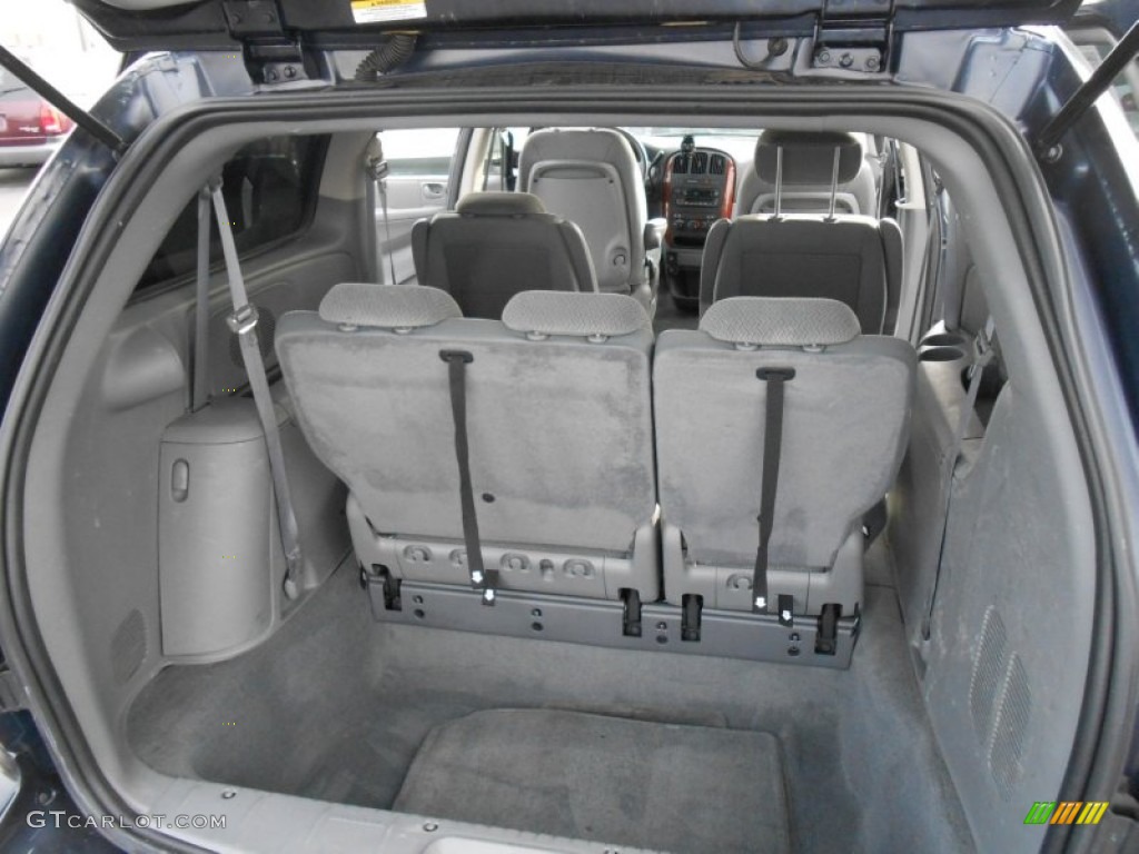 2007 Chrysler Town & Country LX Trunk Photo #77071611