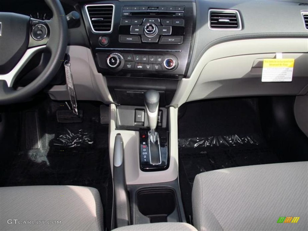 2013 Civic LX Sedan - Polished Metal Metallic / Gray photo #6